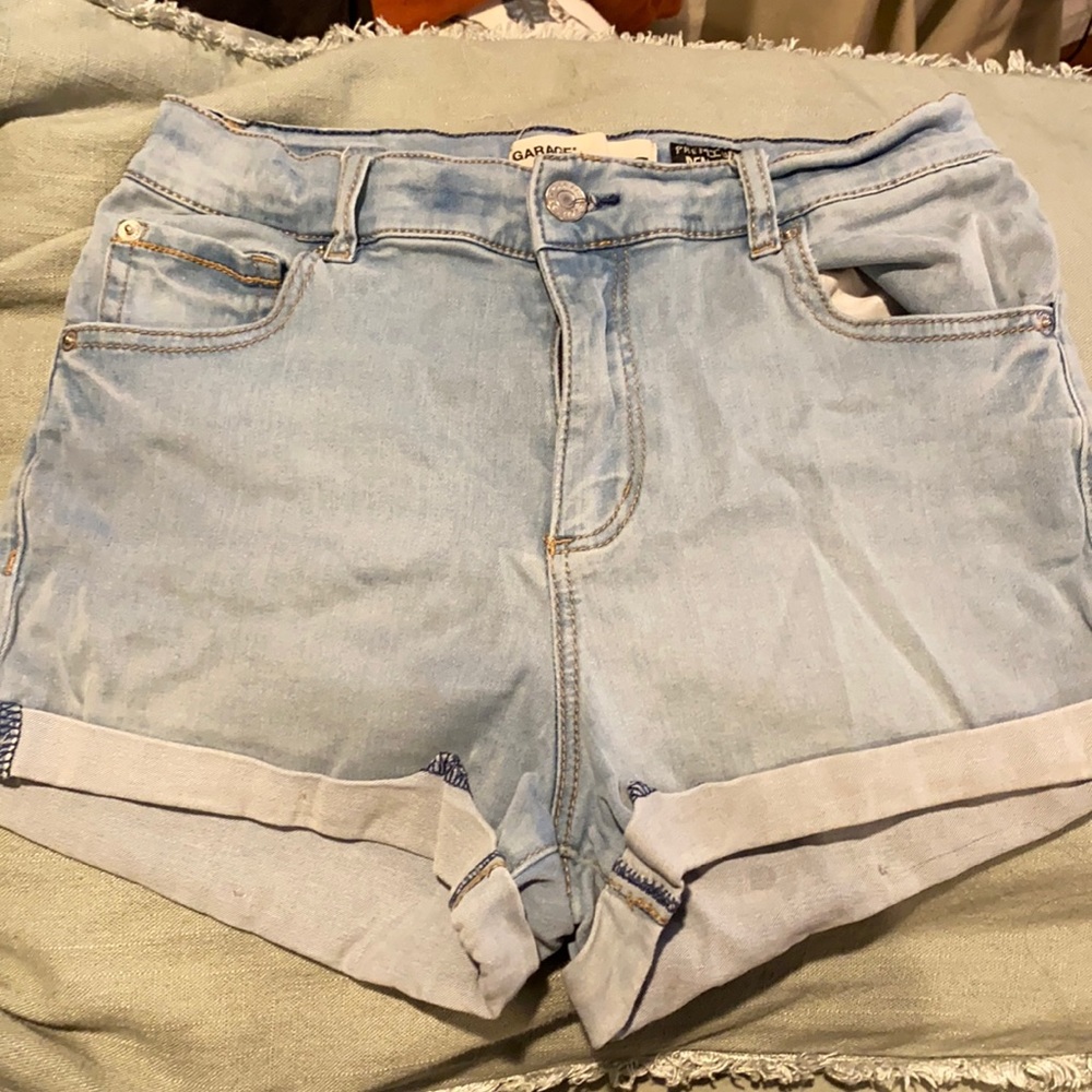 GARAGE SHORTS